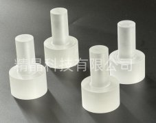 Thô hình dạng lạ của sapphire